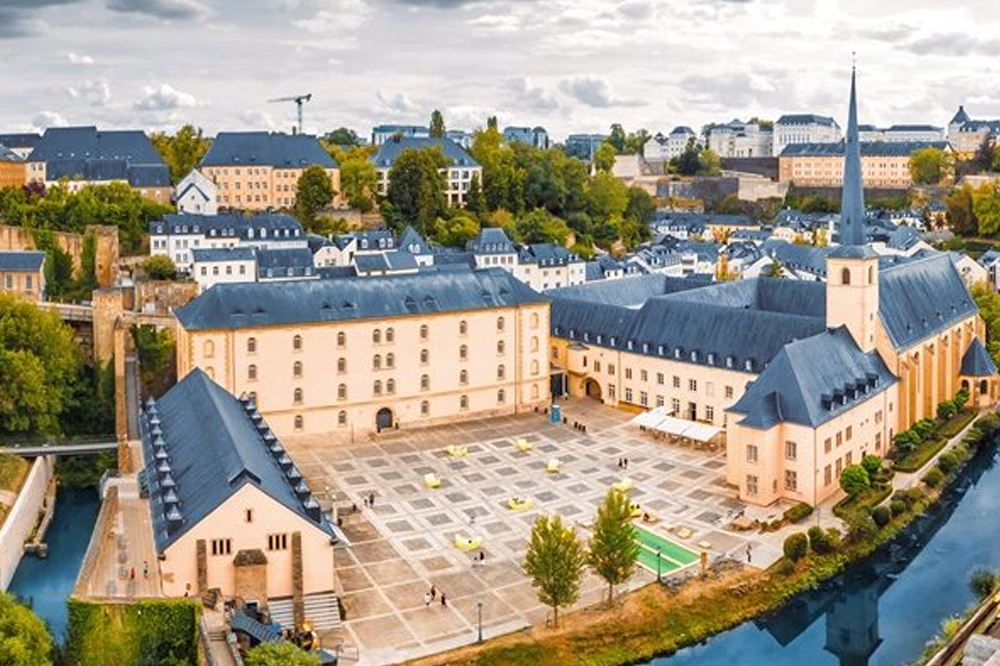 Luxembourg š±šŗ